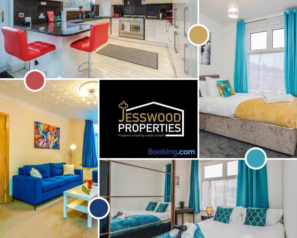 Large 6 Bedroom Contractor House By Jesswood Properties Shortlets For Groups, Business And Leisure With Free Parking, Wifi And Pool Table Лутон Экстерьер фото